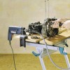 Universalus aliuminis stovas prie darbastalio el gręžtuvams Wolfcraft